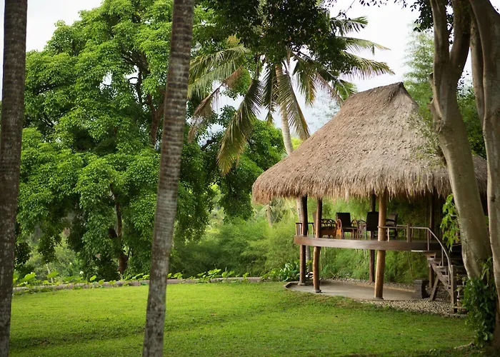 Villa Kamaniiya River Sayan -